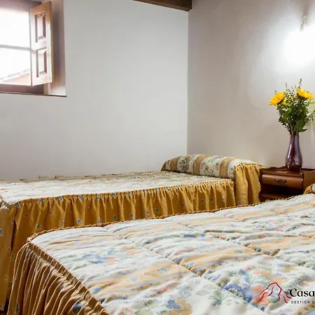 Vivienda Vacacional Casa Sinda - Casas De Los Picos Suarias