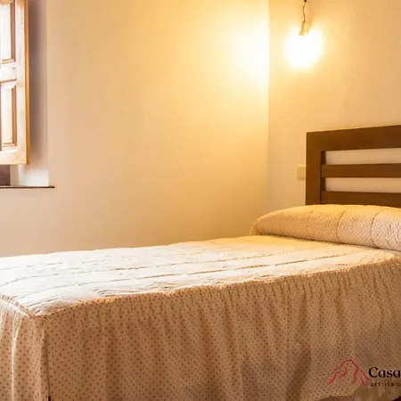 Vivienda Vacacional Casa Sinda - Casas De Los Picos Suarias